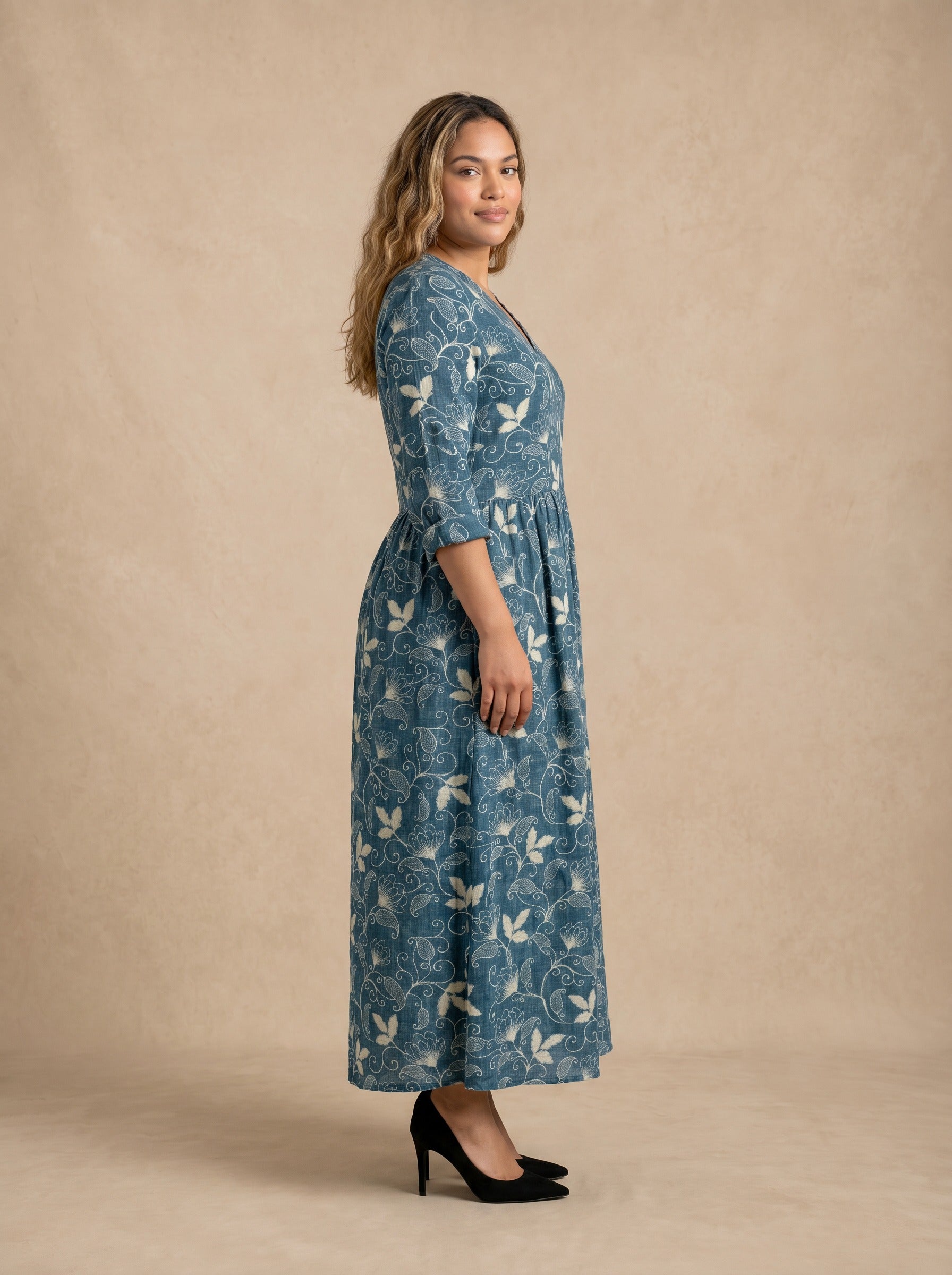 Marivelle Blue Vine Maxi Dress