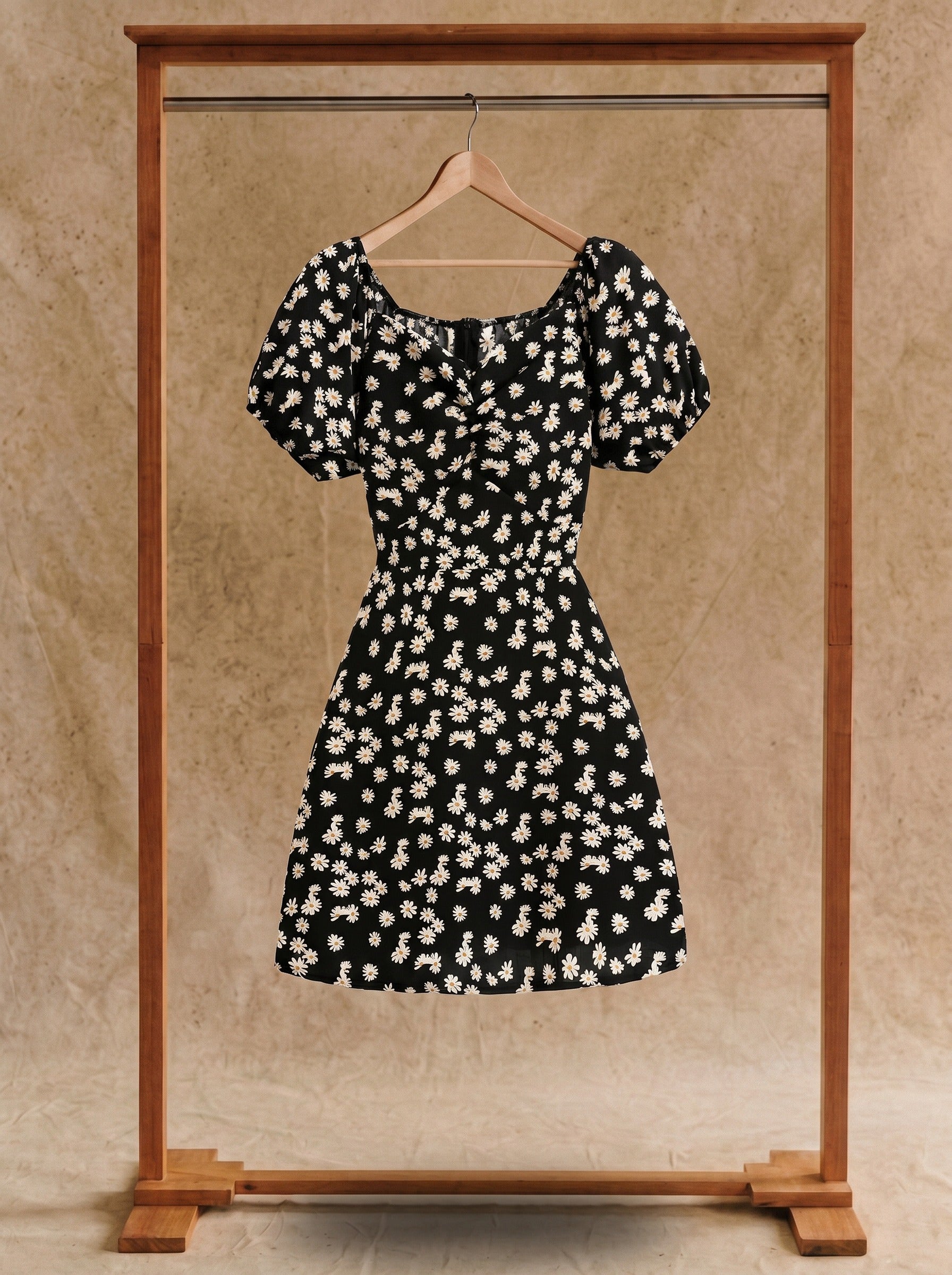 Ophelia Puff Sleeve Mini Dress in Scattered Daisies