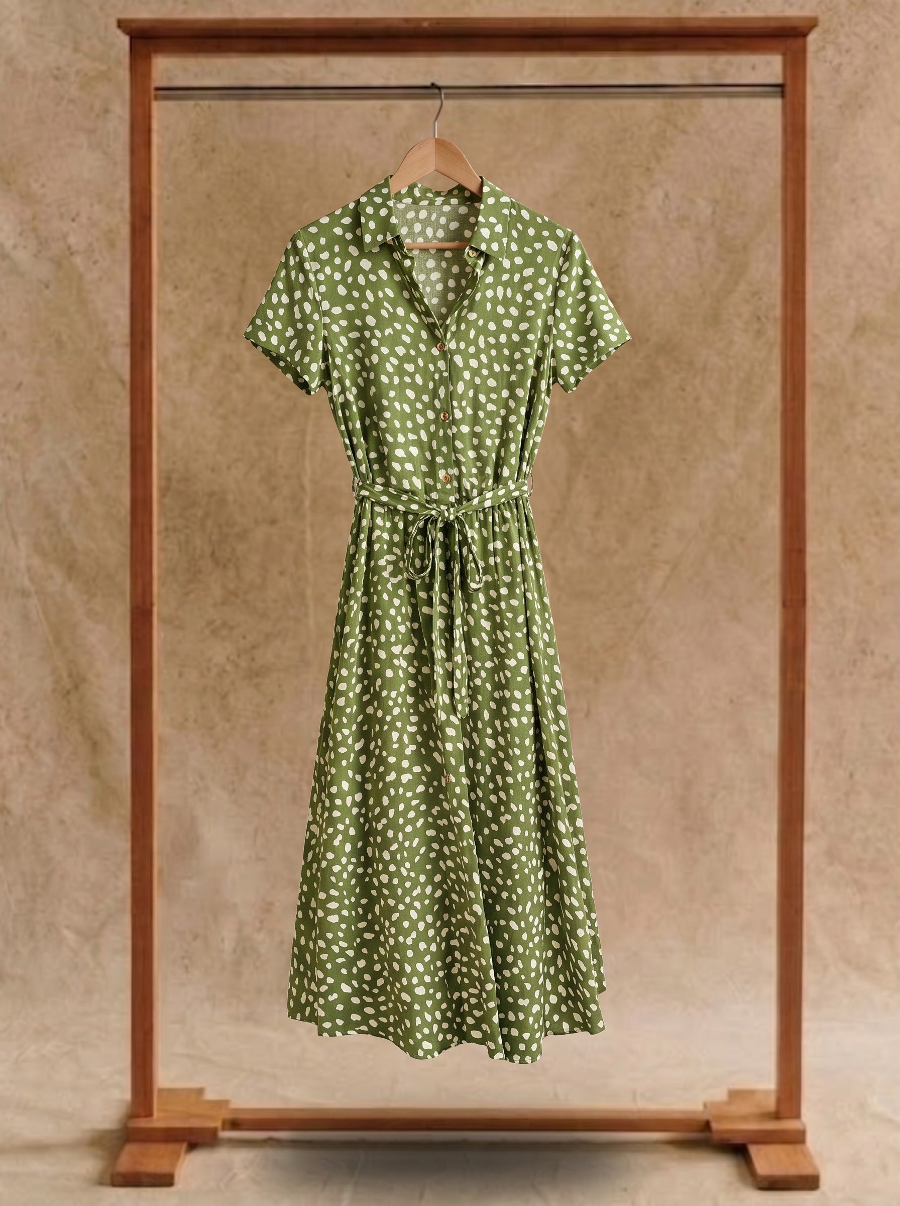 Rosalie Collared Midi Dress in Dappled Meadow