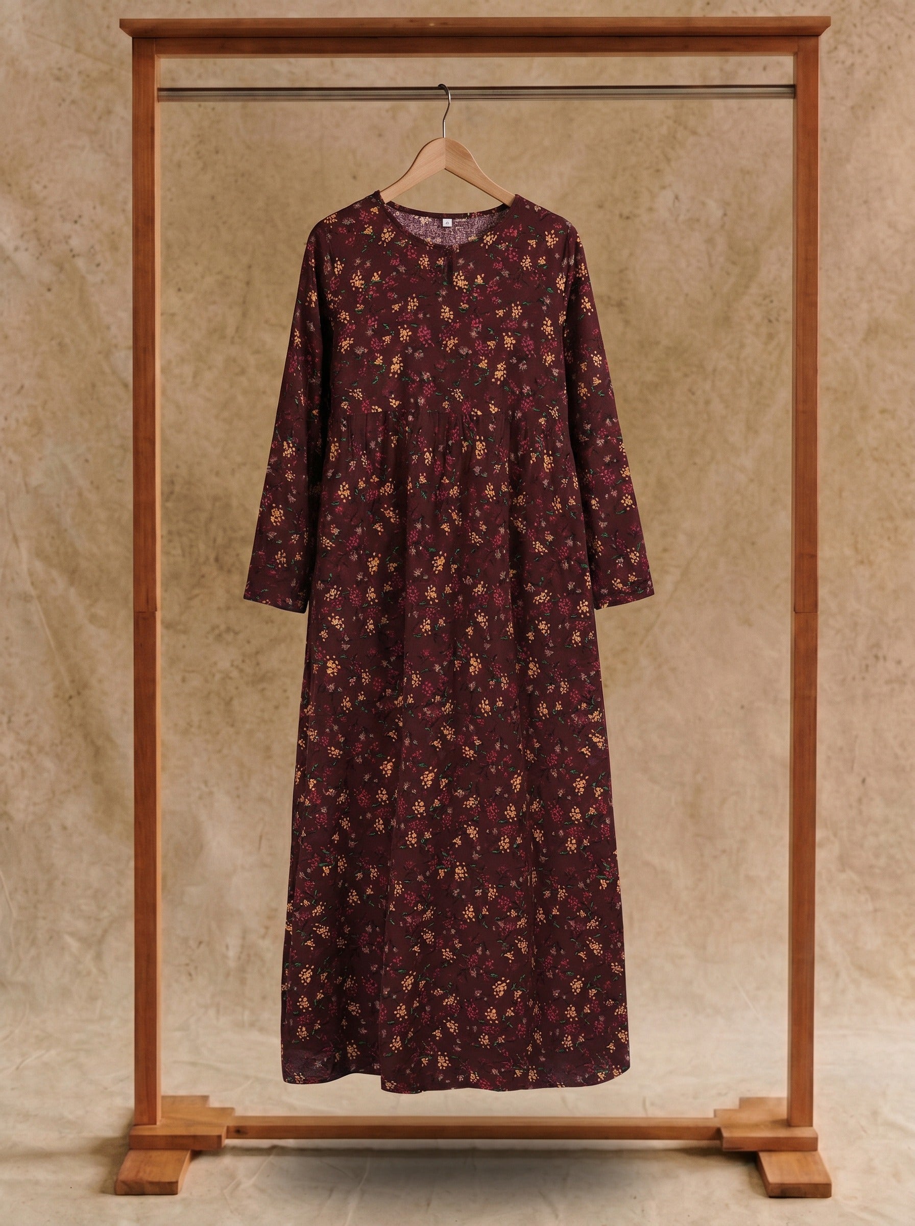 Sylvie Gathered Maxi Dress in Prairie Berry Sprigs